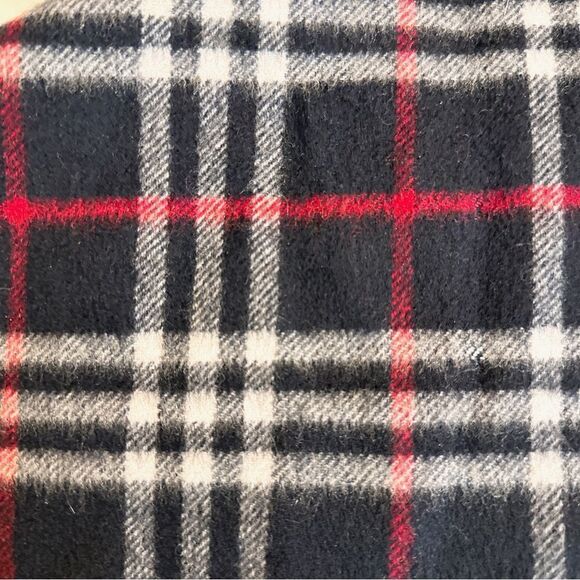 BURBERRY Nova Check Cashmere Scarf - Picture 10 of 10